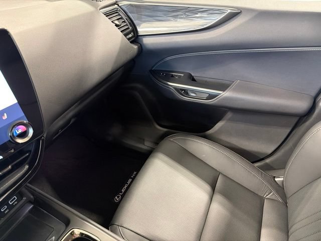 Used 2025 Lexus NX 350 AWD w/ Cold Area Package image 24