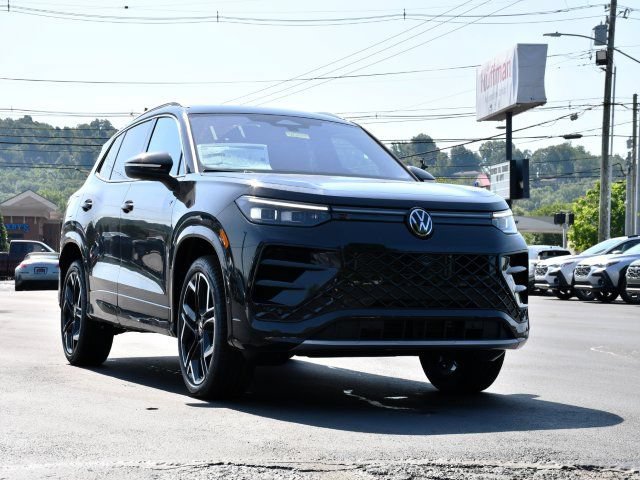 New 2026 Volkswagen Tiguan SEL R-Line