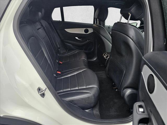 Used 2023 Mercedes-Benz GLC 300 4MATIC Coupe image 11