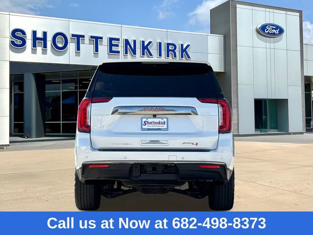 Used 2024 GMC Yukon AT4 w/ AT4 Premium Package image 7