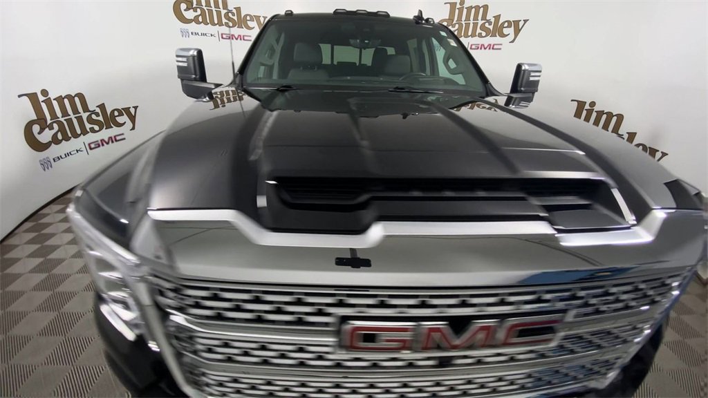 Used 2023 GMC Sierra 2500 Denali w/ Denali Ultimate Package image 3
