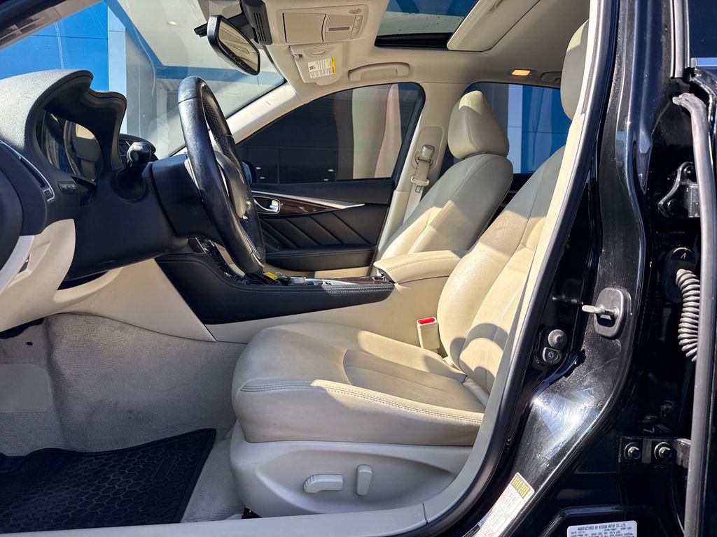 Used 2018 INFINITI Q50 Luxe image 9