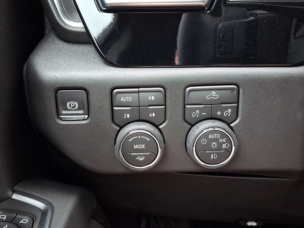 New 2026 Chevrolet Silverado 1500 RST AWD/4WD image 15
