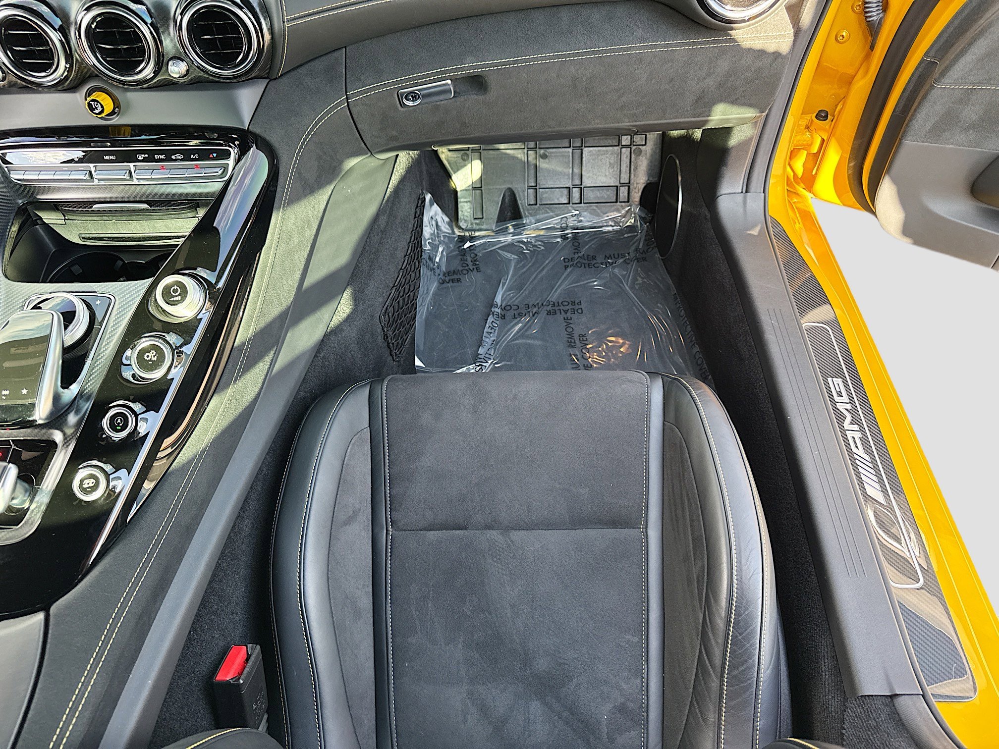 Used 2019 Mercedes-Benz AMG GT R image 16