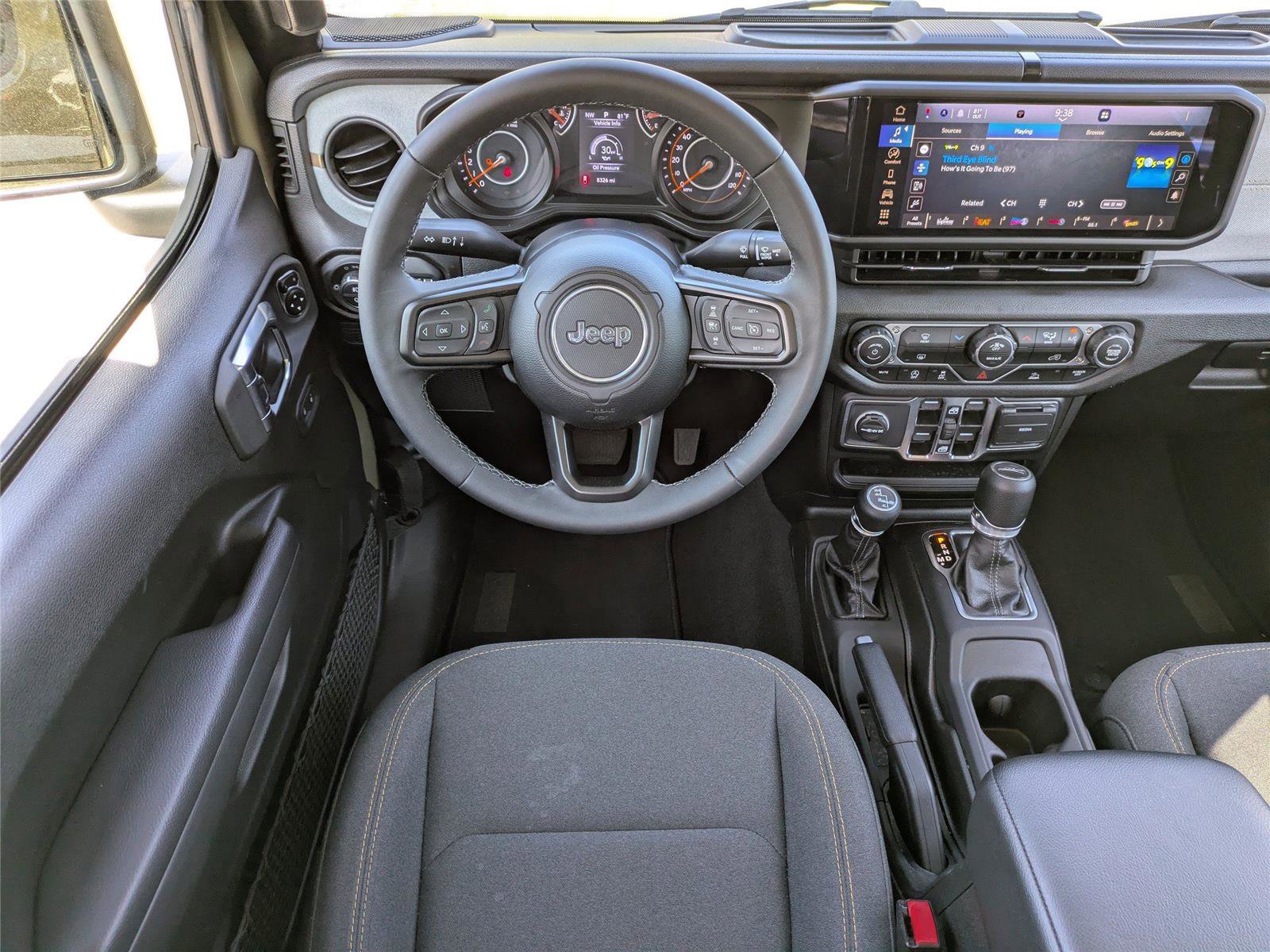 Used 2025 Jeep Wrangler Sahara w/ Safety Group AWD/4WD image 18