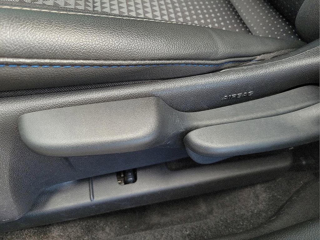 Used 2024 Chevrolet Trax LT w/ Driver Confidence Package image 15