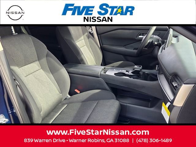 Used 2026 Nissan Rogue SV image 16