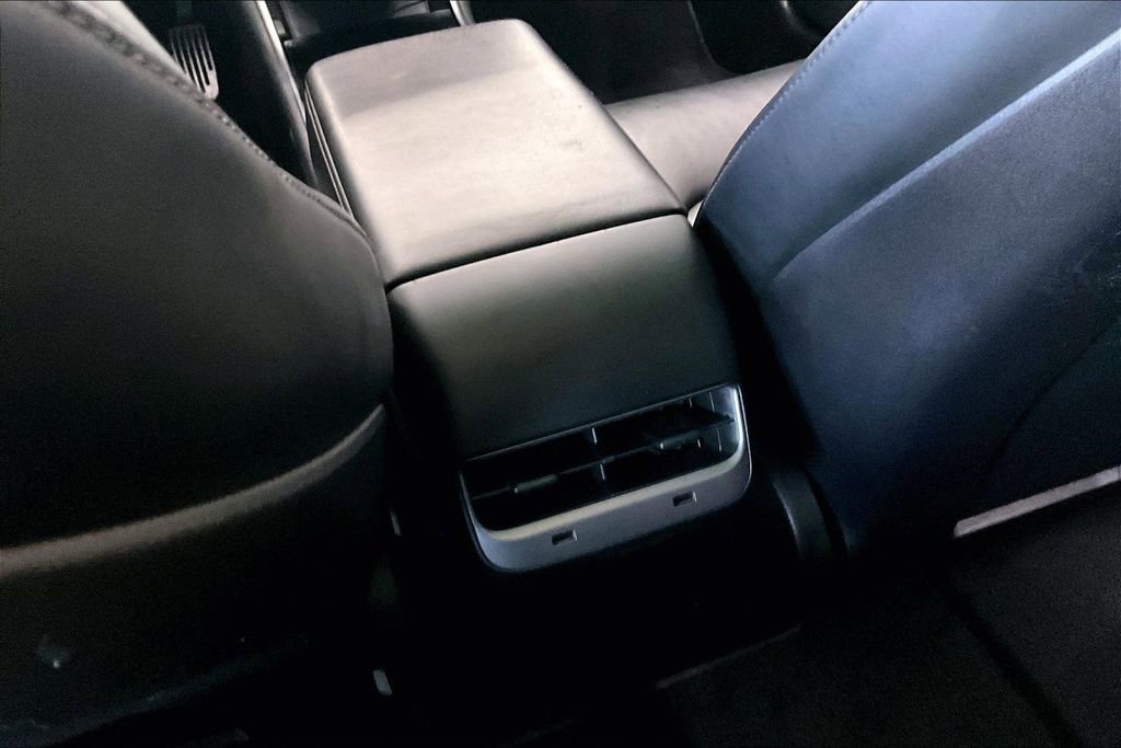 Used 2019 Tesla Model 3 Standard Range Plus image 10