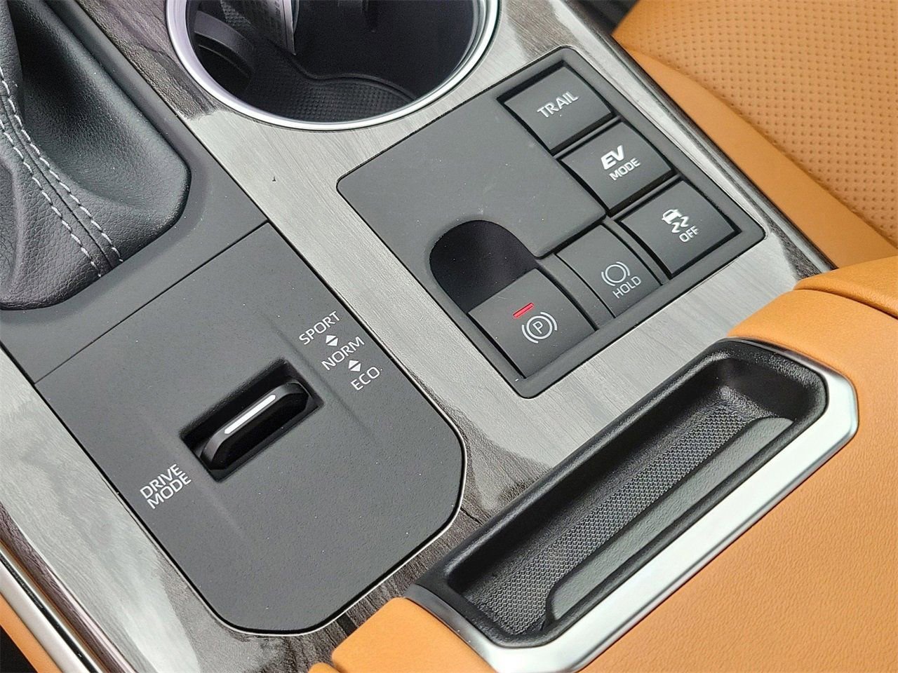 New 2026 Toyota Highlander Platinum AWD/4WD image 30