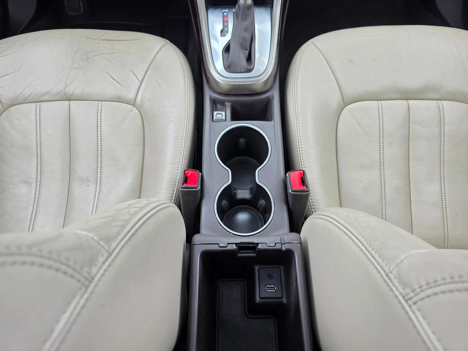 Used 2013 Buick Verano Leather FWD image 17