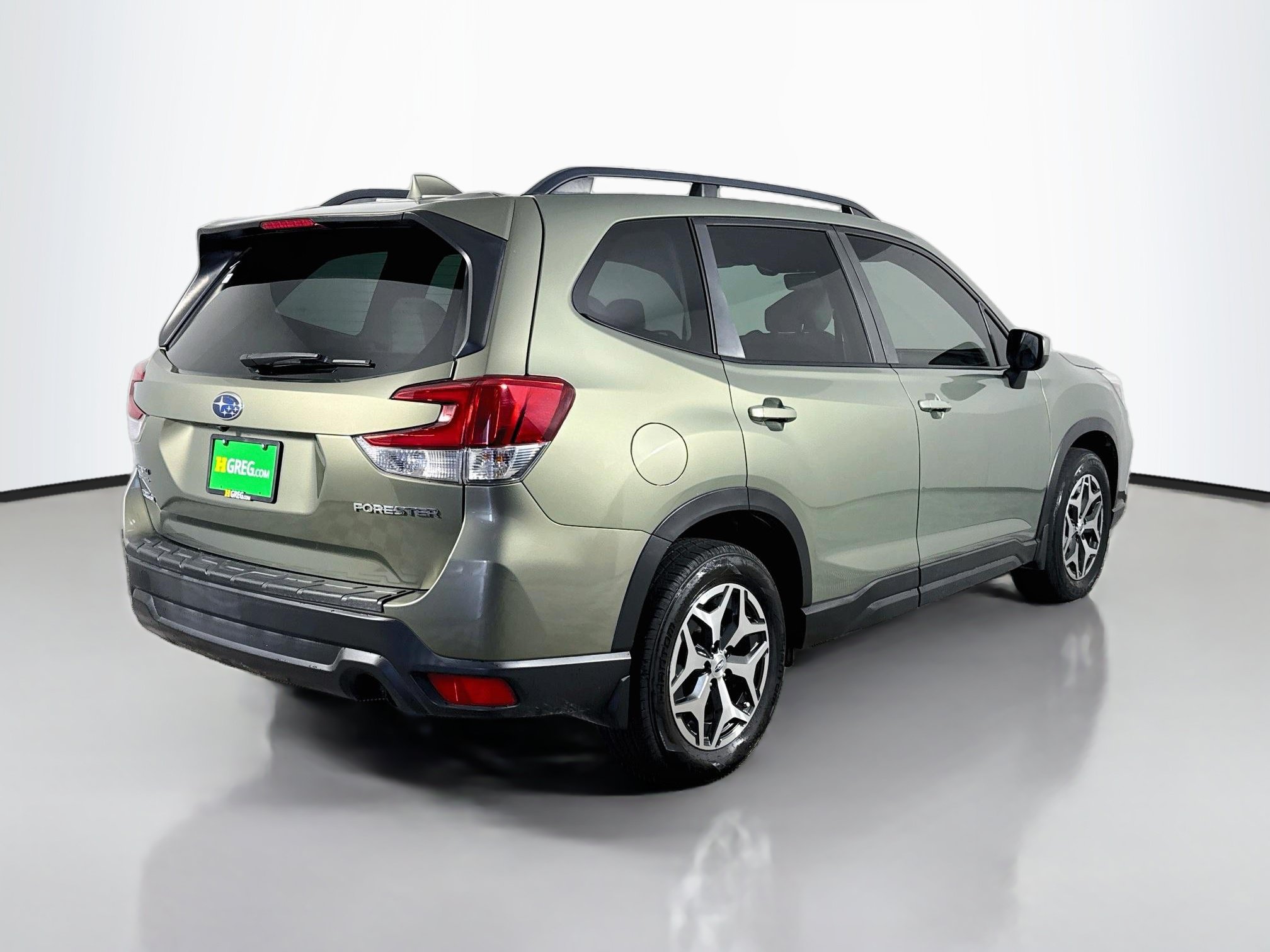 Used 2020 Subaru Forester Premium AWD/4WD image 10