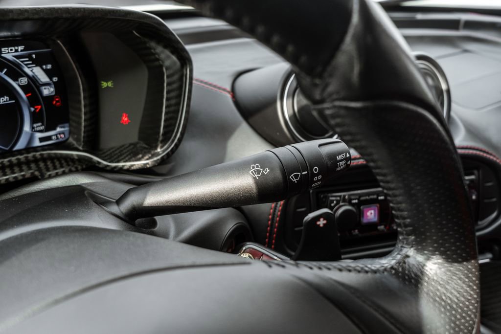 Used 2016 Alfa Romeo 4C Spider w/ Convenience Group - Spider image 26