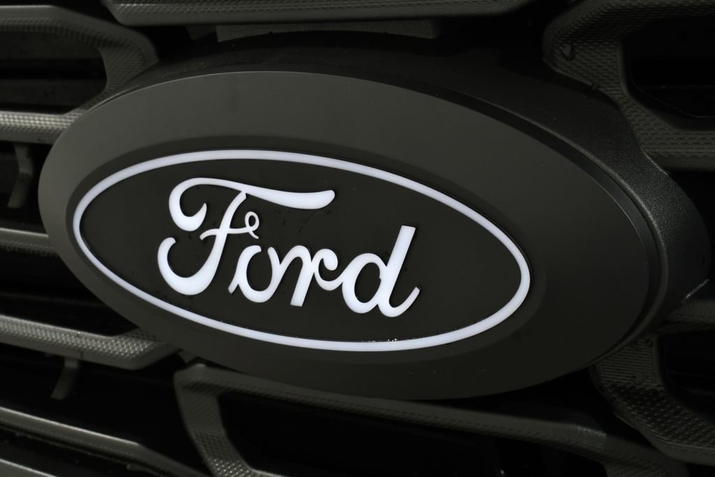 New 2026 Ford F150 XL w/ Equipment Group 103A High image 16