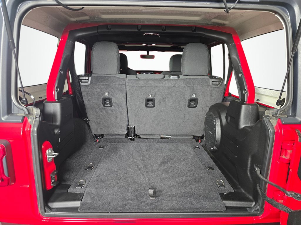 Used 2021 Jeep Wrangler Unlimited Rubicon AWD/4WD image 17