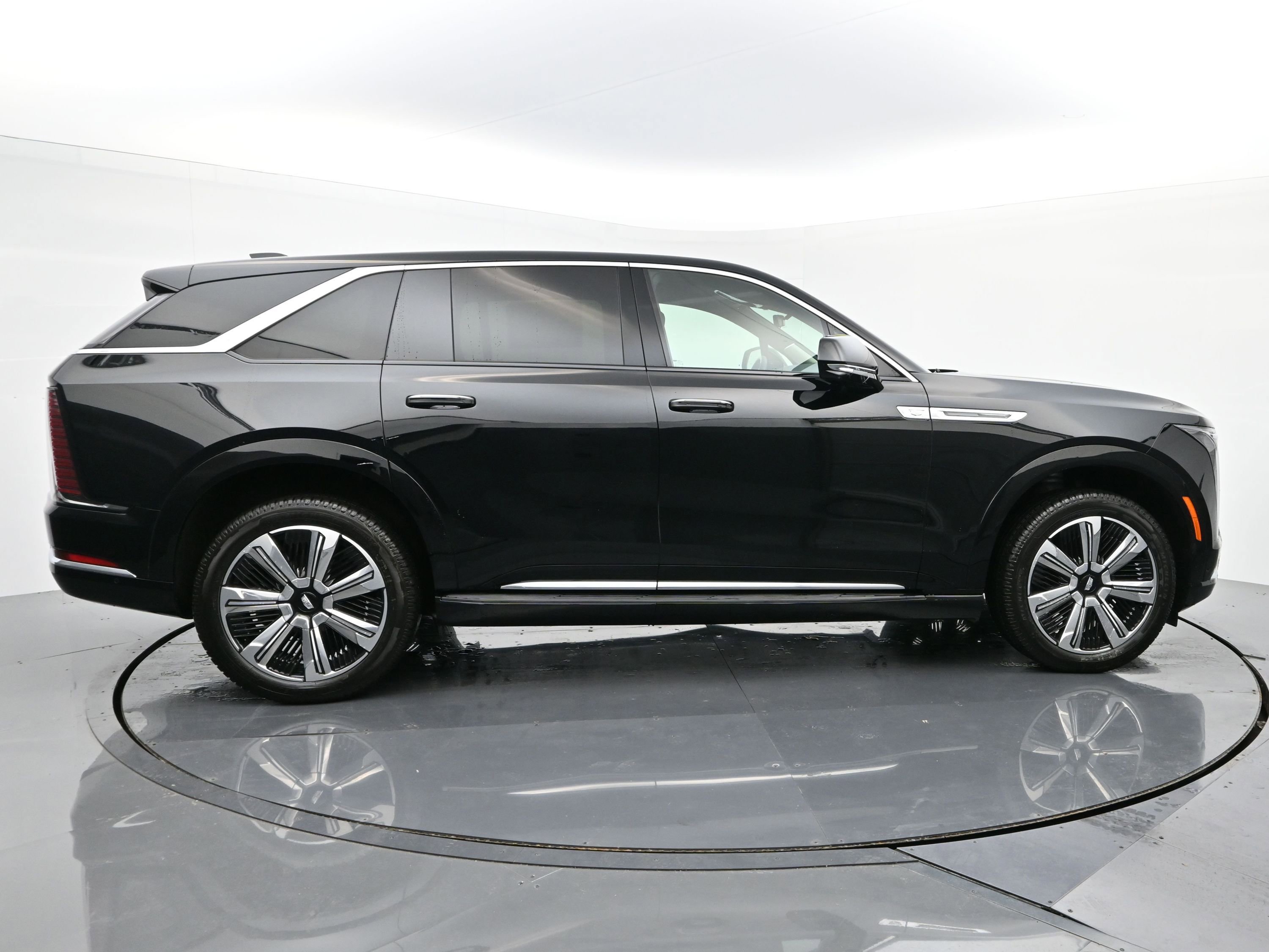 New 2025 Cadillac Escalade IQ Luxury 2 image 6