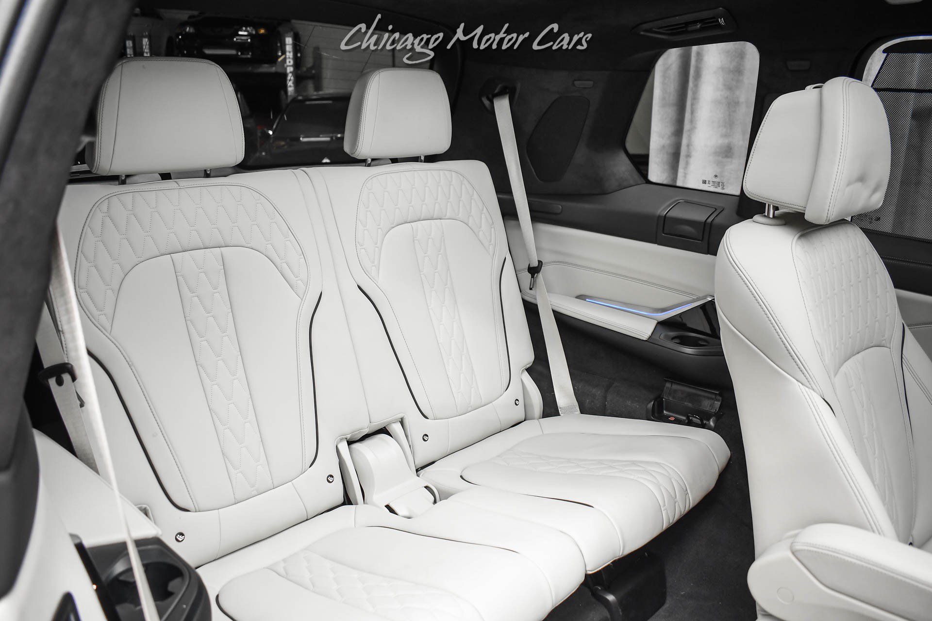Used 2024 BMW ALPINA XB7 AWD/4WD image 37