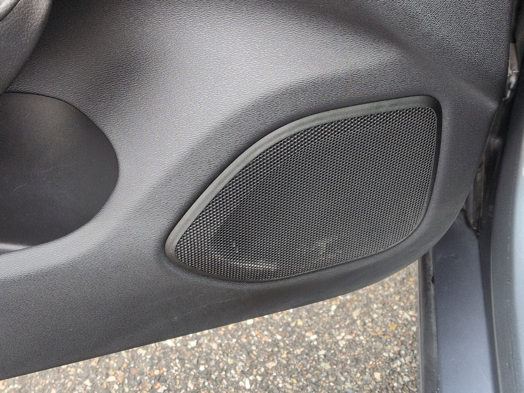 Used 2021 Volvo S60 T5 Momentum w/ Advanced Package image 13