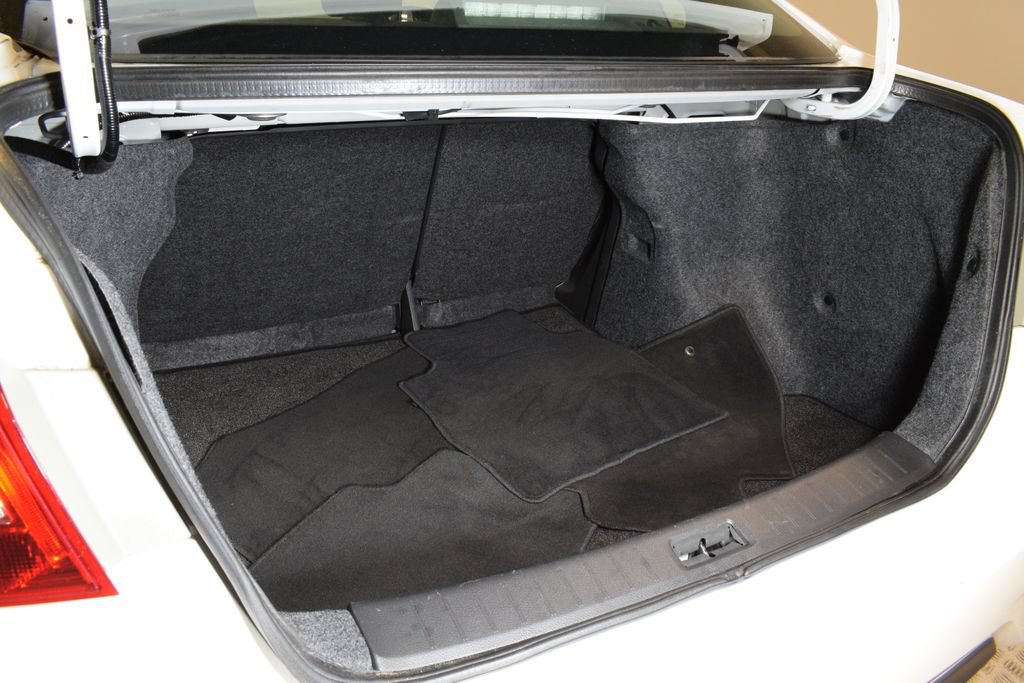 Used 2018 Nissan Sentra S FWD image 28