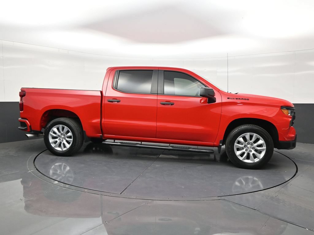 Used 2022 Chevrolet Silverado 1500 Custom w/ LPO, Dark Essentials Package RWD image 6