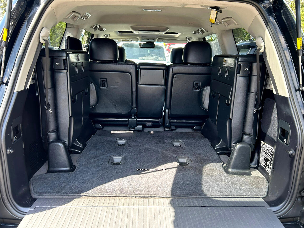 Used 2013 Toyota Land Cruiser image 15