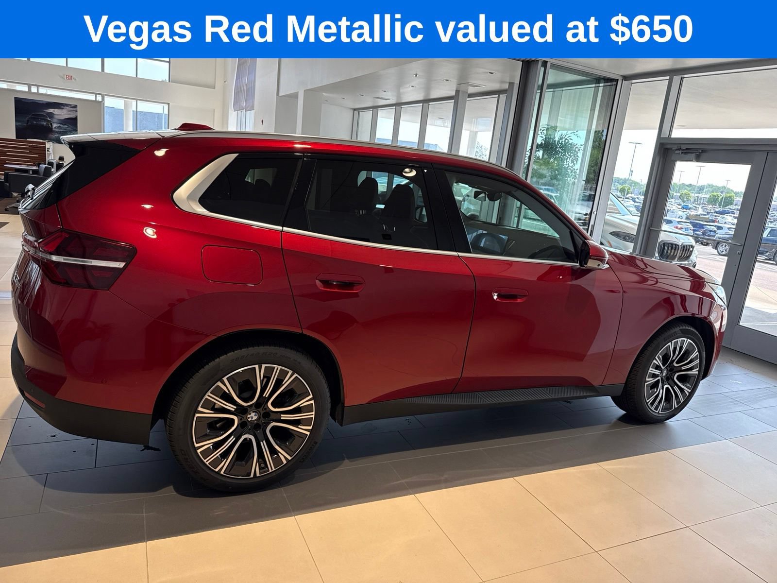 Used 2025 BMW X3 xDrive30i w/ Premium Package AWD/4WD image 4
