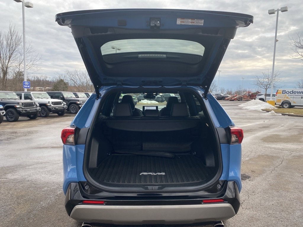 Used 2024 Toyota RAV4 XSE w/ Weather Package image 15