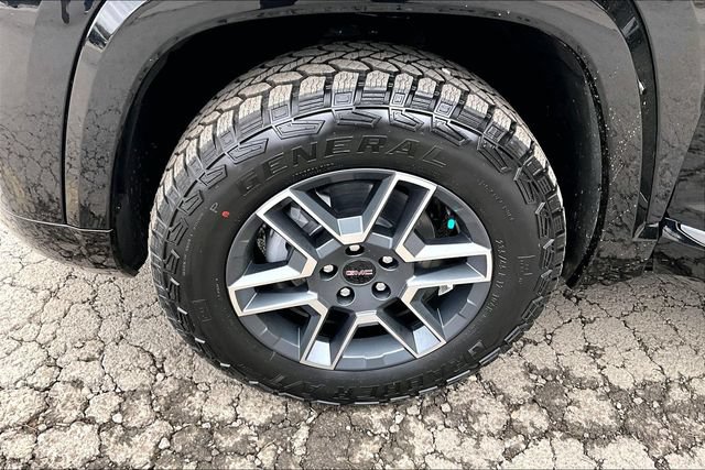 New 2026 GMC Terrain AT4 w/ Technology Package II AWD/4WD image 12