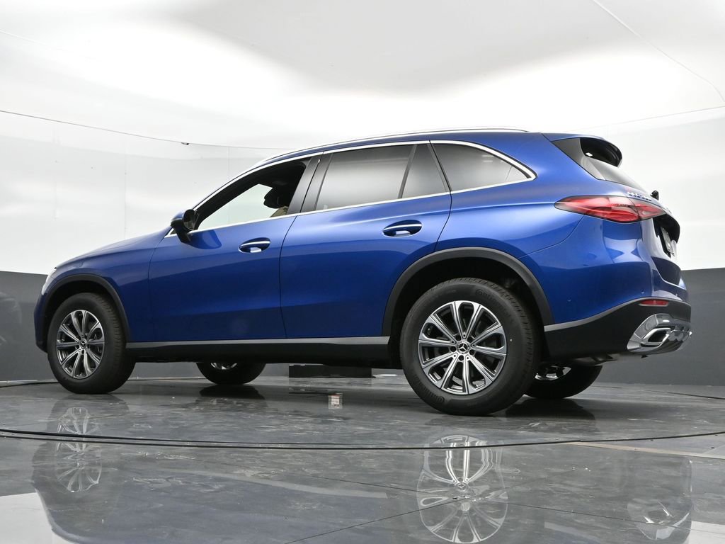 New 2025 Mercedes-Benz GLC 300 4MATIC image 44
