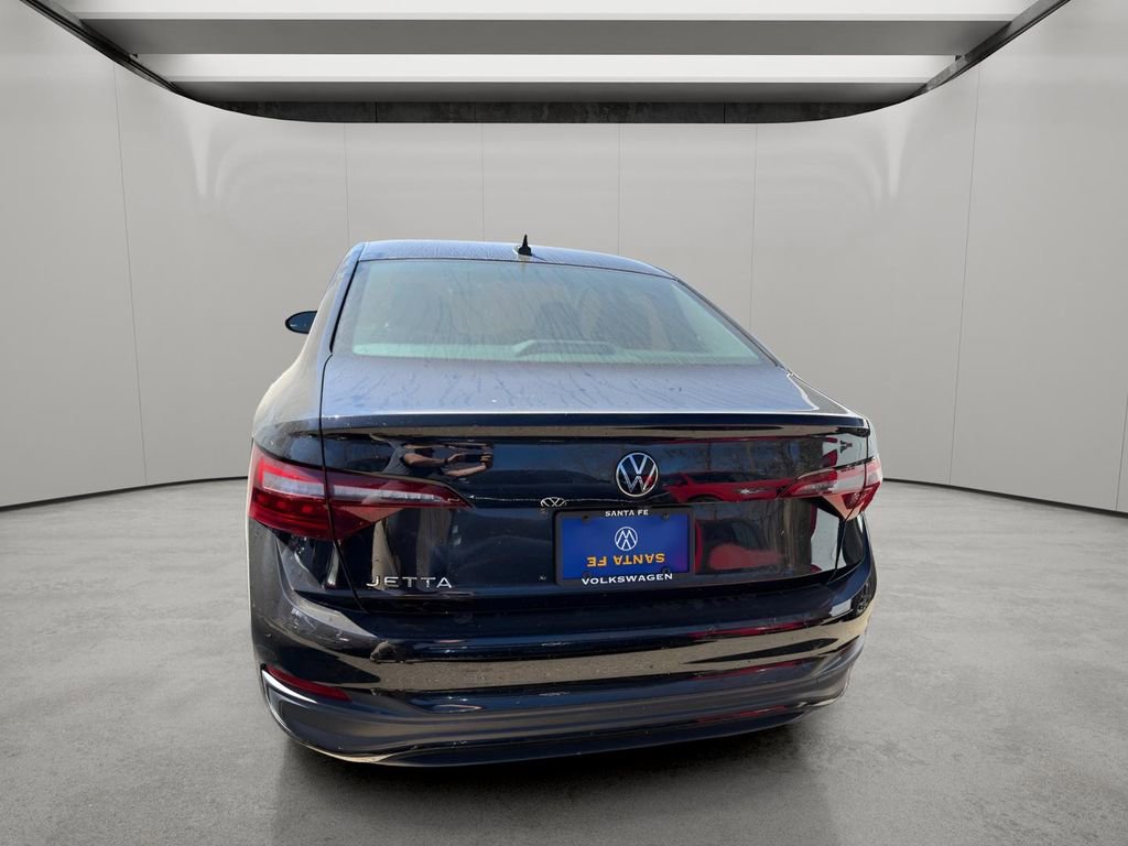 Used 2024 Volkswagen Jetta S image 5