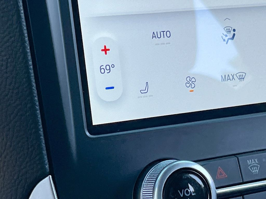 Used 2023 Ford Edge ST-Line AWD/4WD image 19