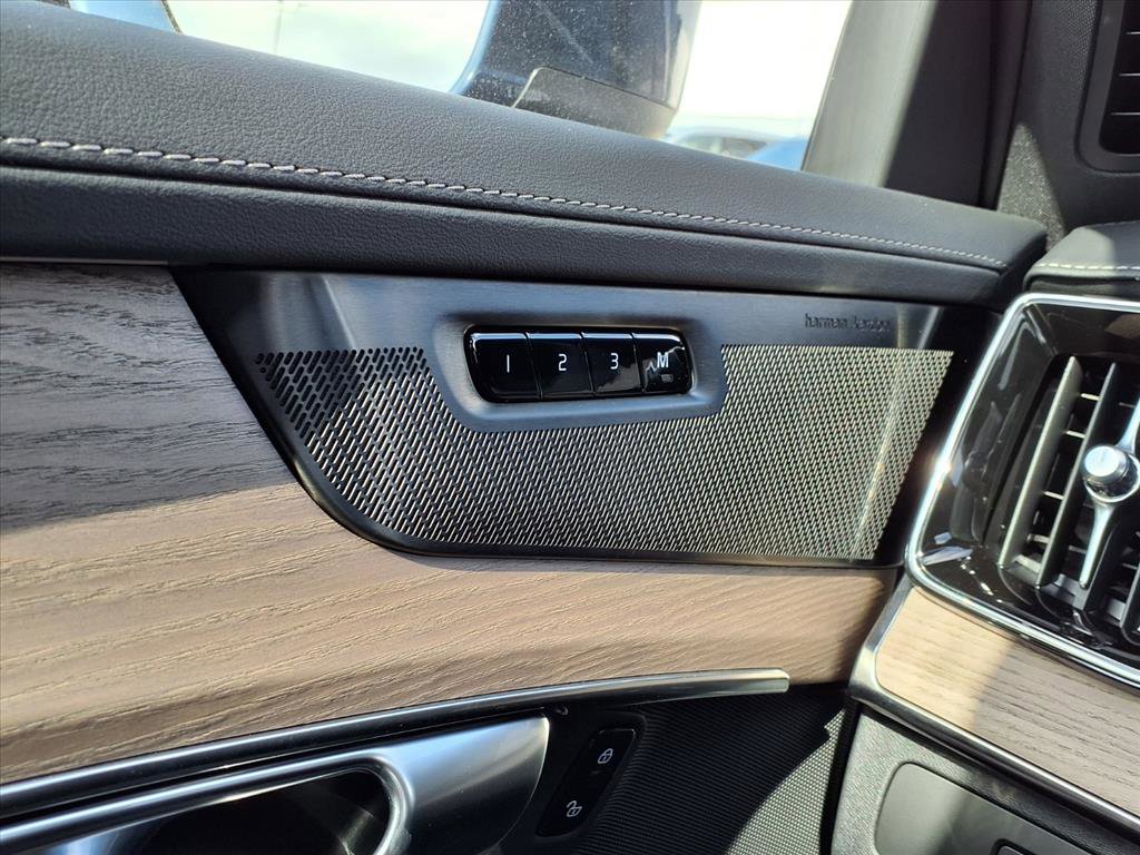 New 2026 Volvo XC90 T8 Ultra image 18