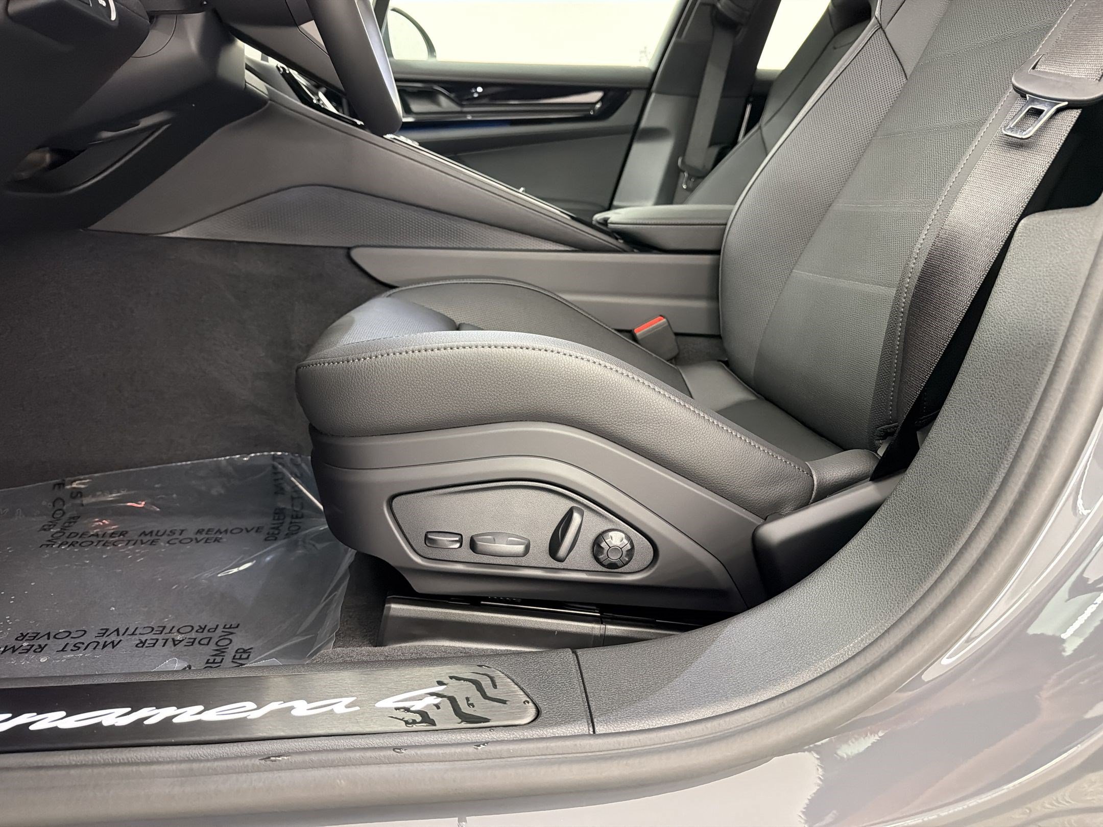 New 2026 Porsche Panamera 4 AWD/4WD image 29