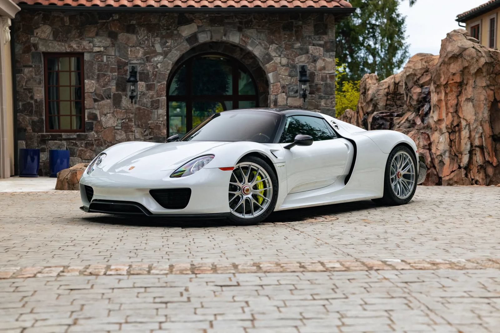 Used 2015 Porsche 918 Spyder