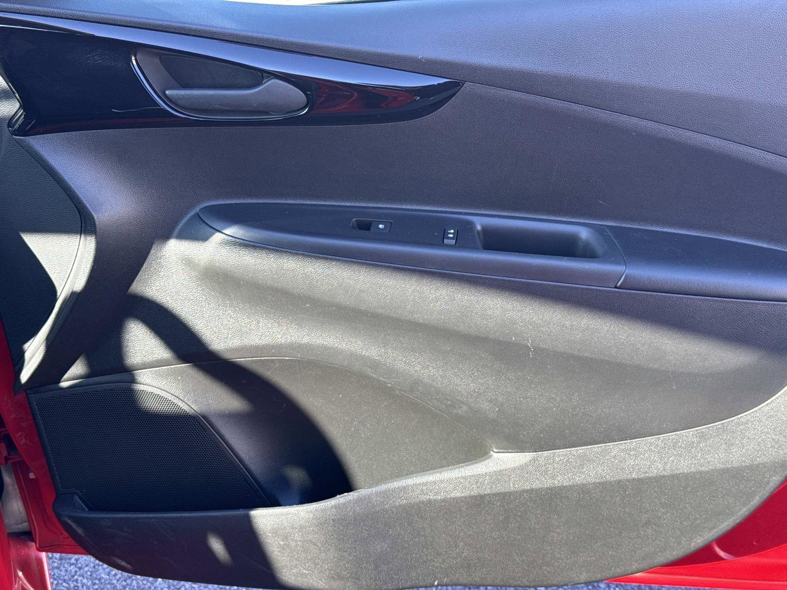 Used 2019 Chevrolet Spark LT image 17