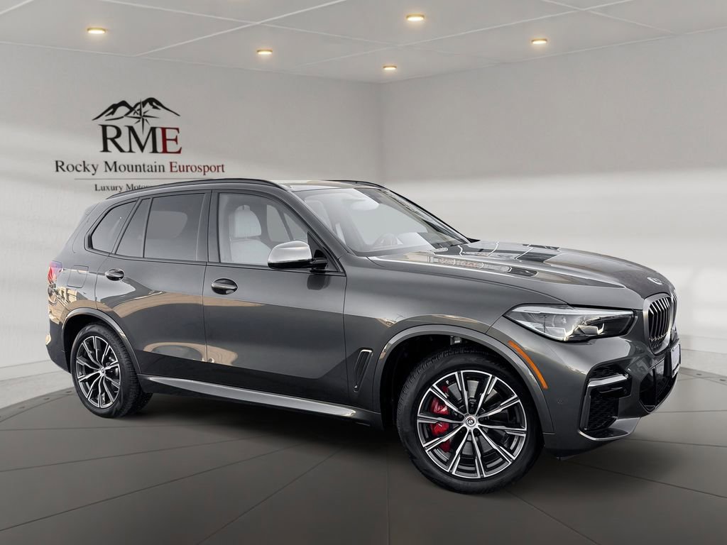 Used 2023 BMW X5 M50i image 1