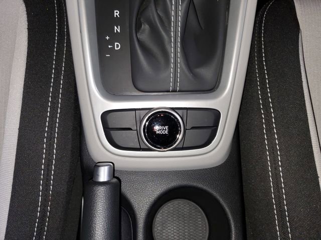 Used 2024 Hyundai Venue SEL image 22