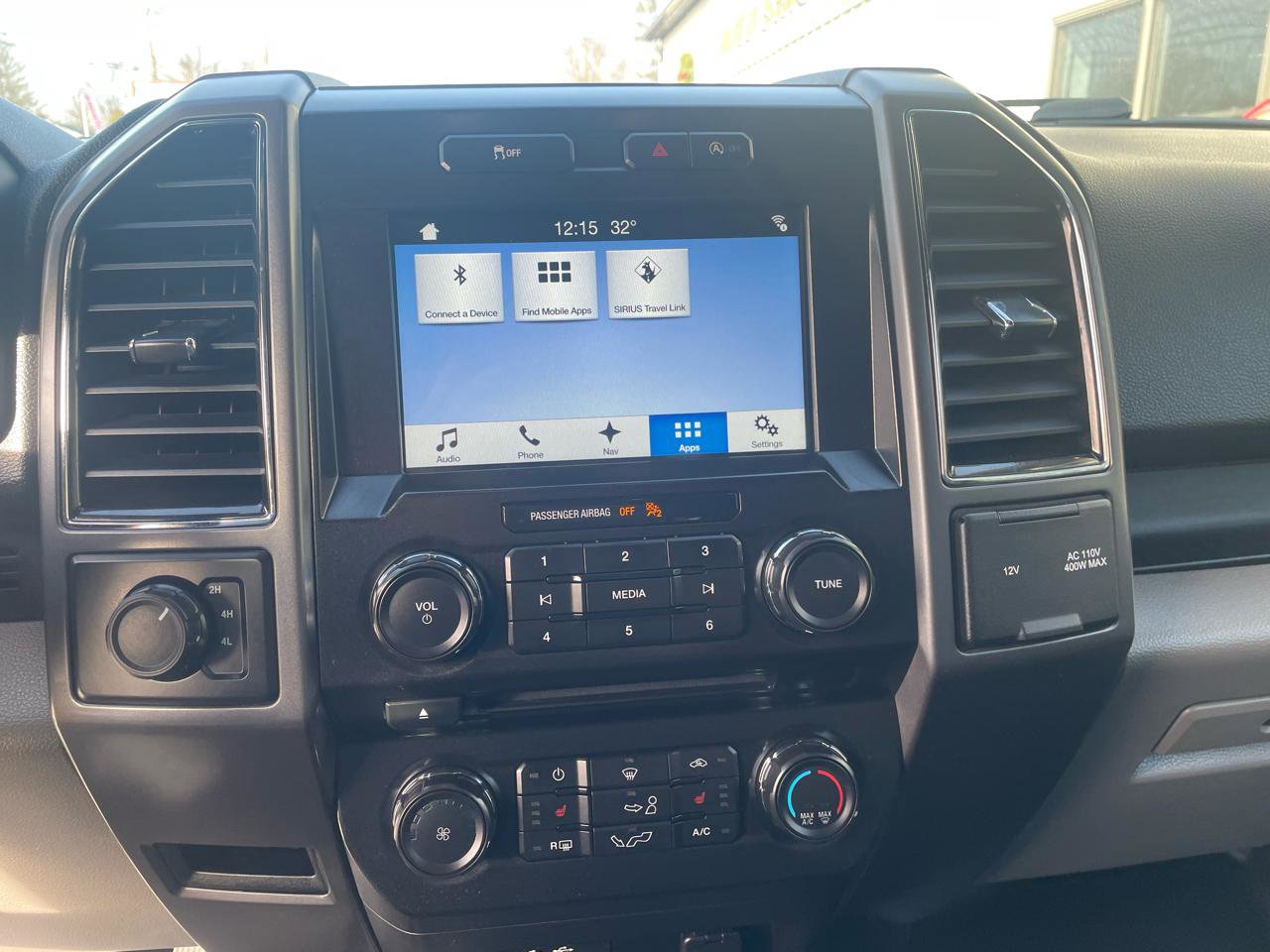 Used 2017 Ford F150 XLT w/ Equipment Group 302A Luxury image 16