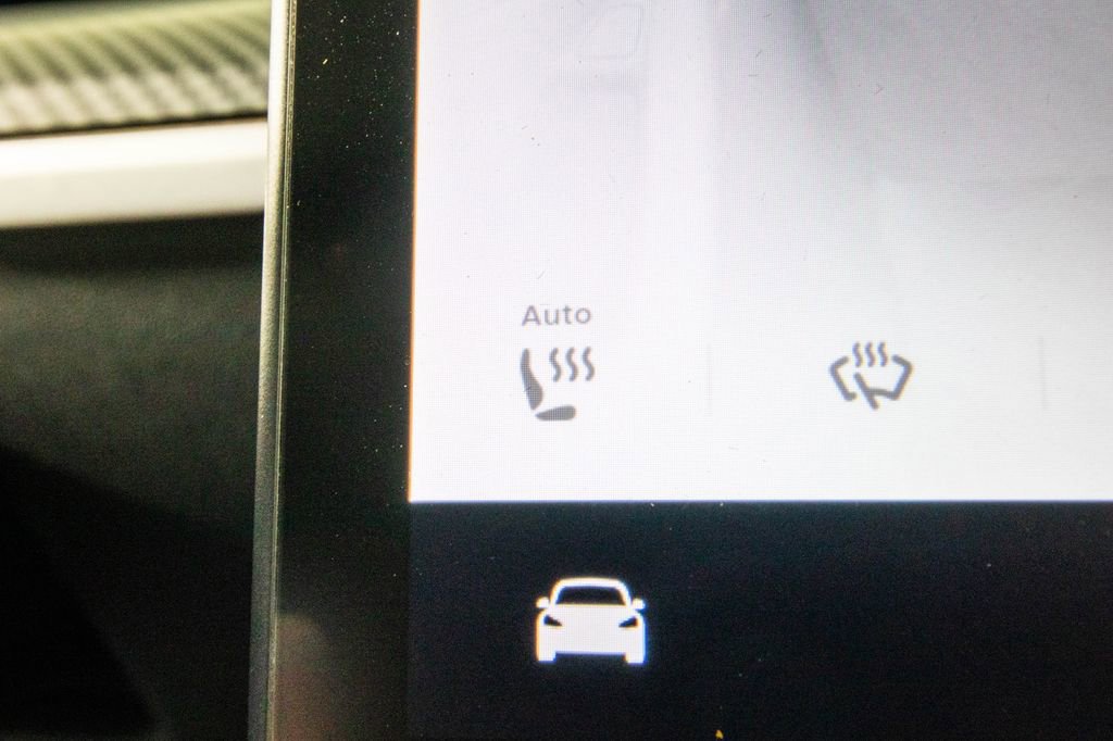 Used 2023 Tesla Model Y Long Range image 22