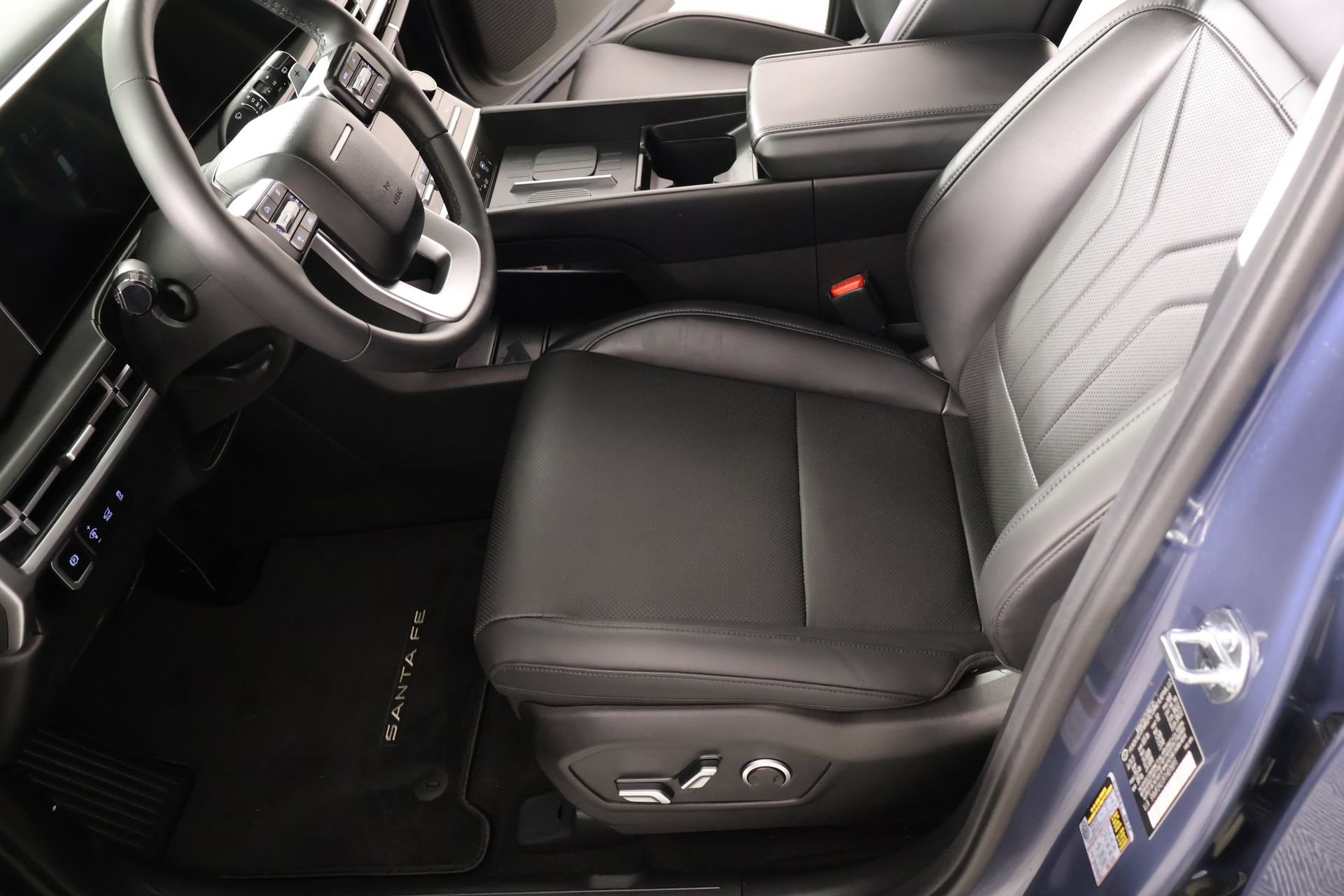 Certified 2026 Hyundai Santa Fe SEL FWD image 10