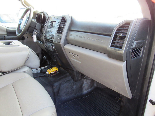 Used 2018 Ford F550 4x4 Crew Cab Super Duty image 16
