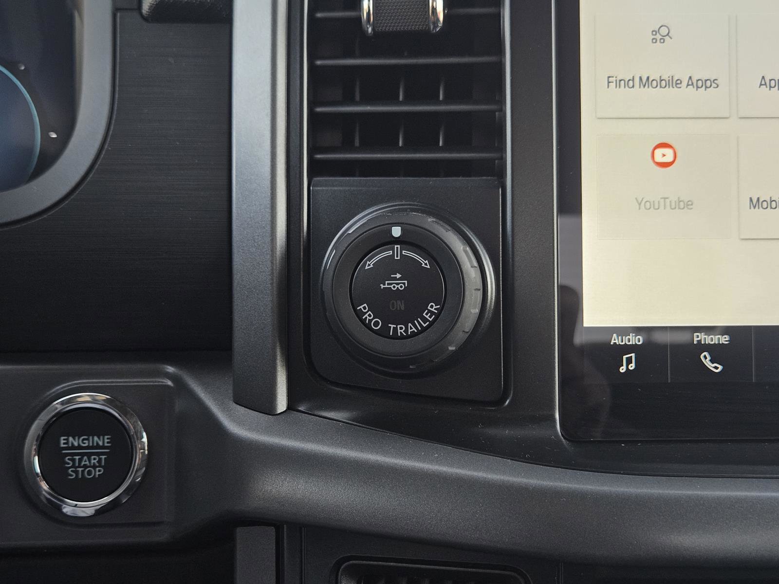 New 2026 Ford F150 XLT w/ Equipment Group 302A MID image 26