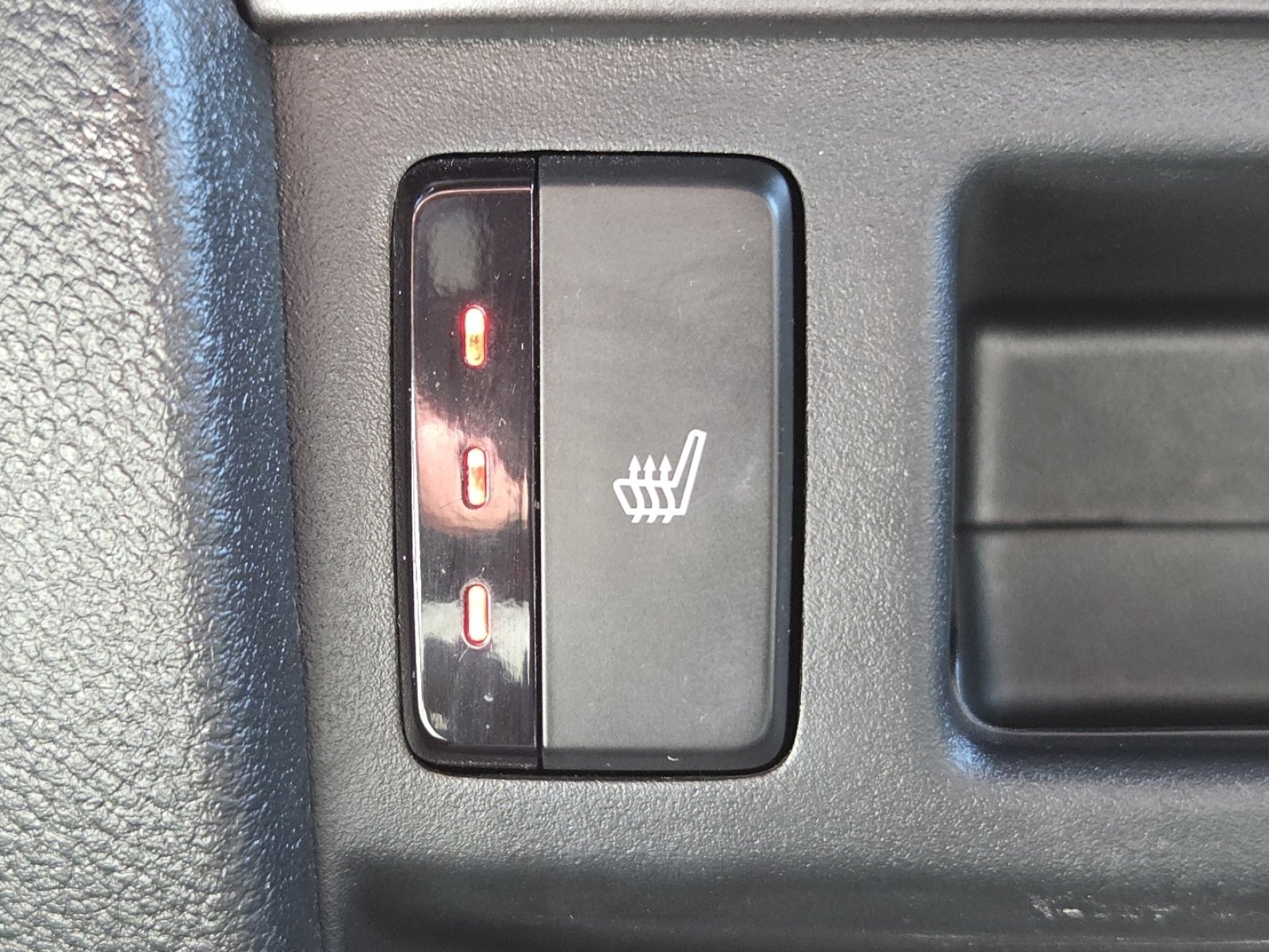 Certified 2023 Honda Passport EX-L image 6