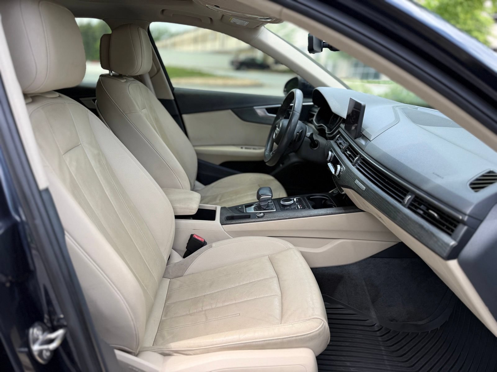 Used 2017 Audi A4 2.0T Premium w/ Convenience Package AWD/4WD image 36