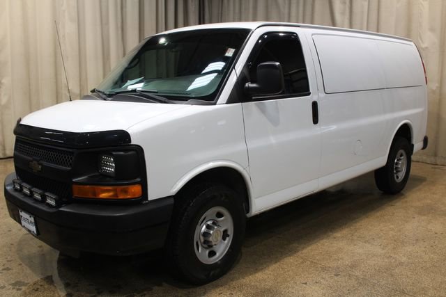 Used 2014 Chevrolet Express 3500 image 3
