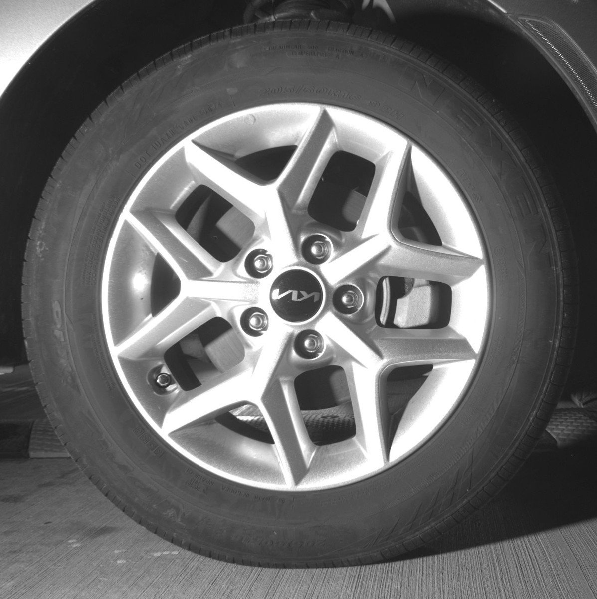 Used 2025 Kia Soul LX w/ LX Technology Package image 13