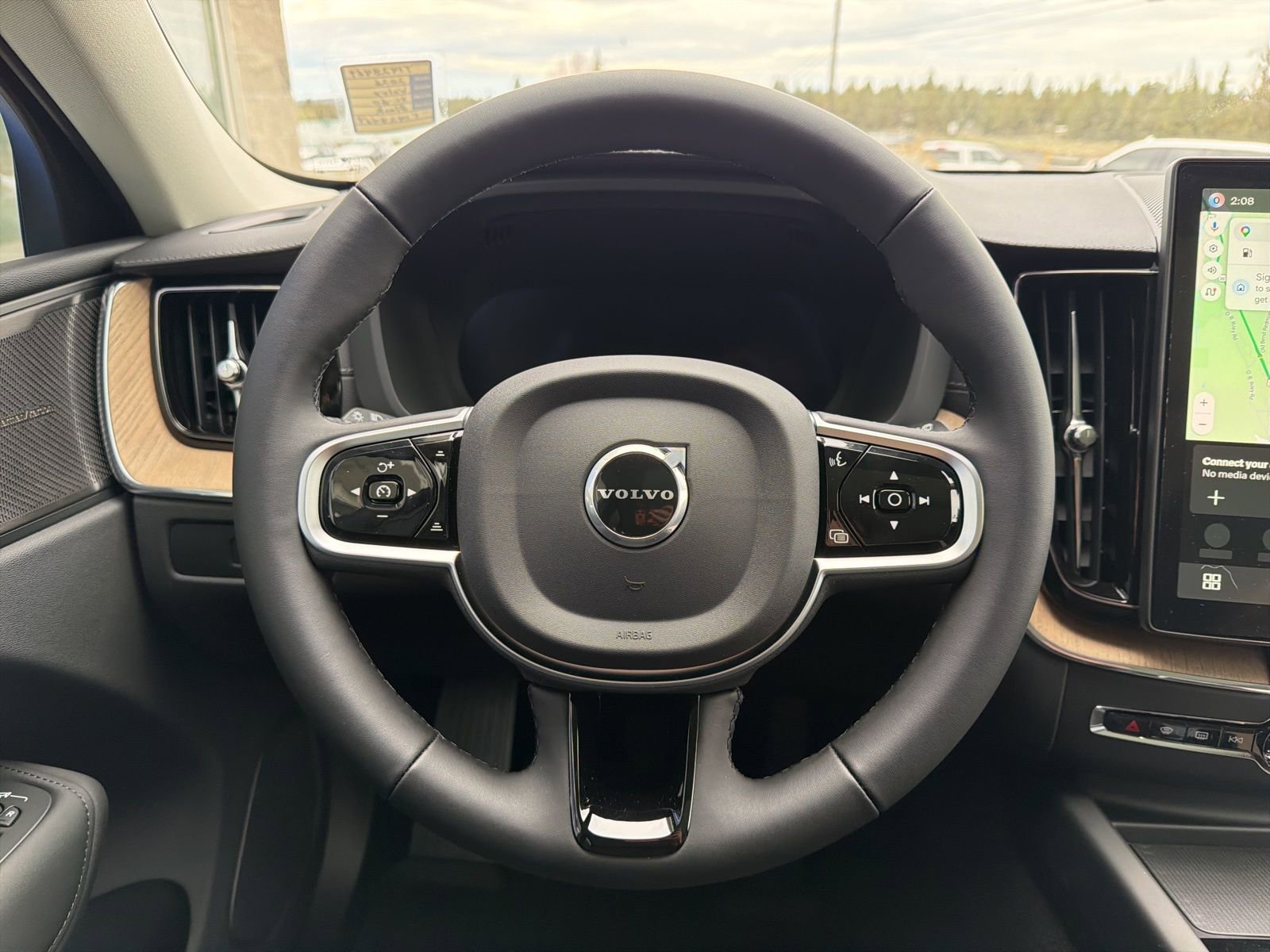 New 2026 Volvo XC60 B5 Ultra w/ Protection Package Premier AWD/4WD image 11