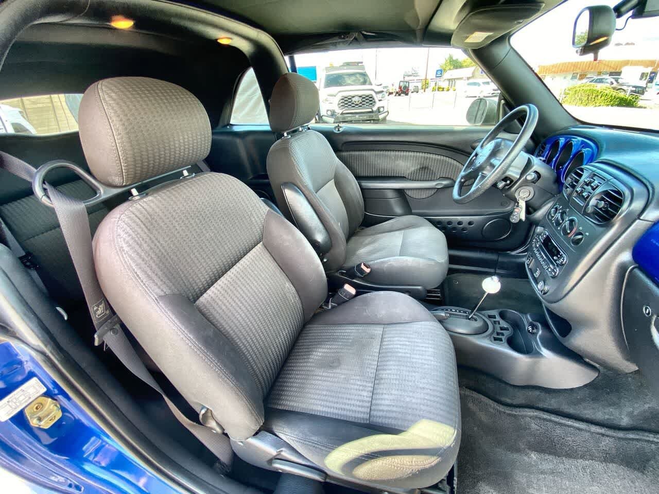 Used 2005 Chrysler PT Cruiser Touring FWD image 23