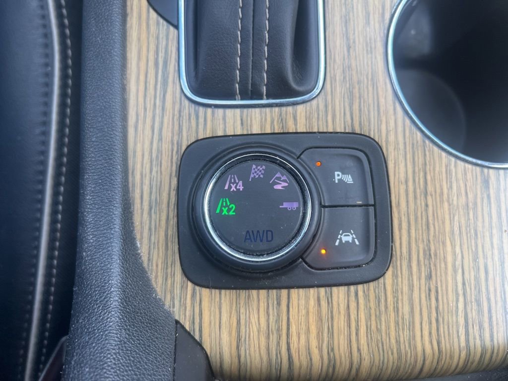 Used 2019 GMC Acadia Denali w/ Technology Package image 23