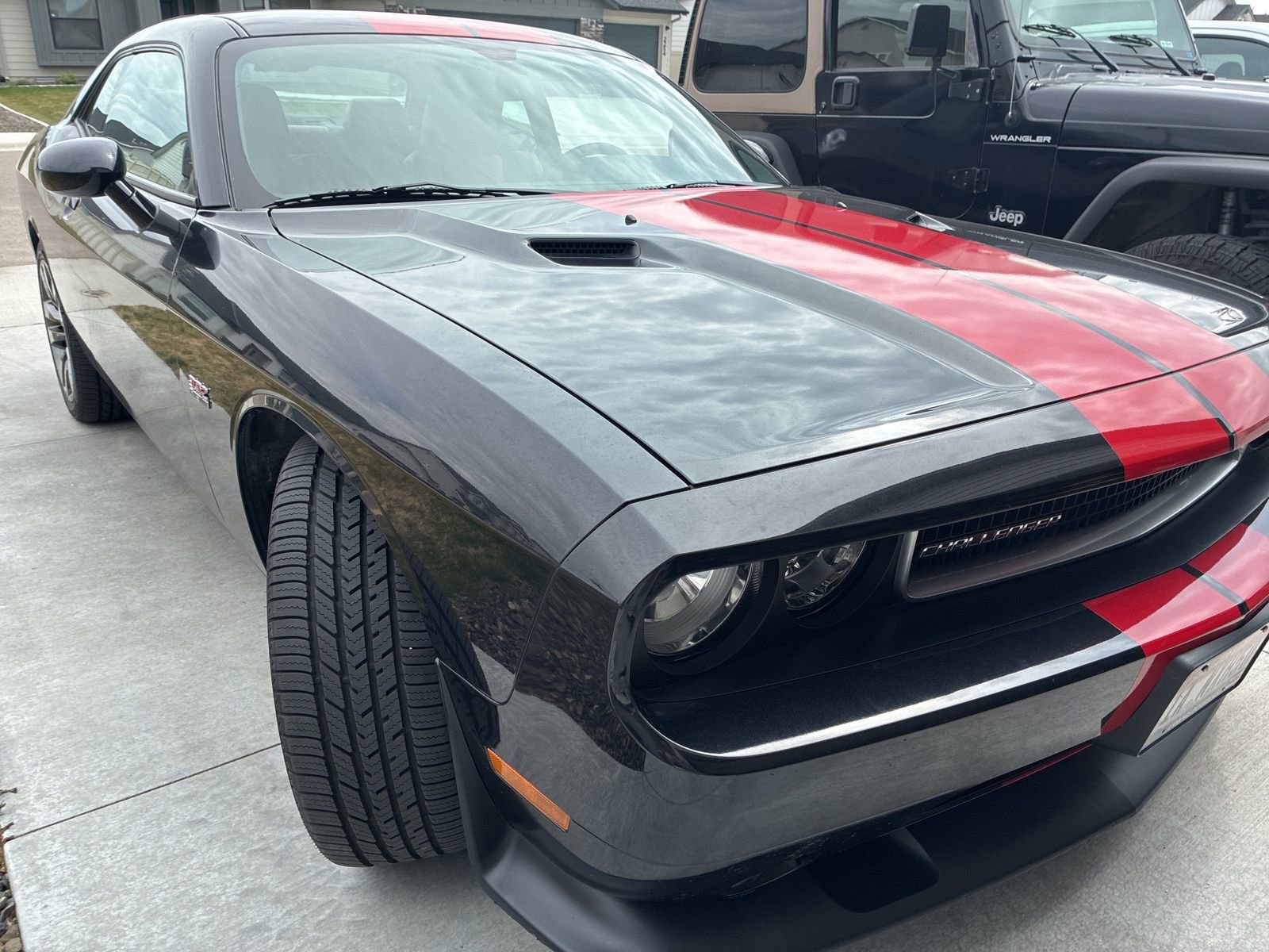 Used 2014 Dodge Challenger SRT8 w/ Harman/Kardon Audio Group image 1