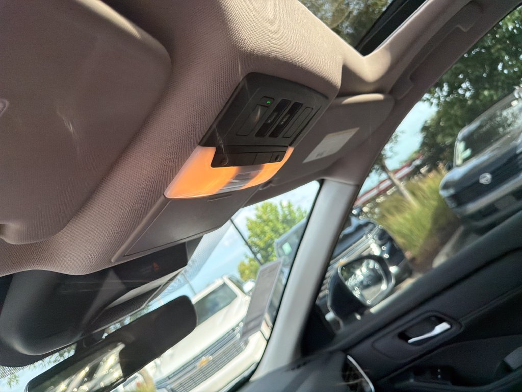 Used 2026 Nissan Rogue Dark Armor FWD image 32